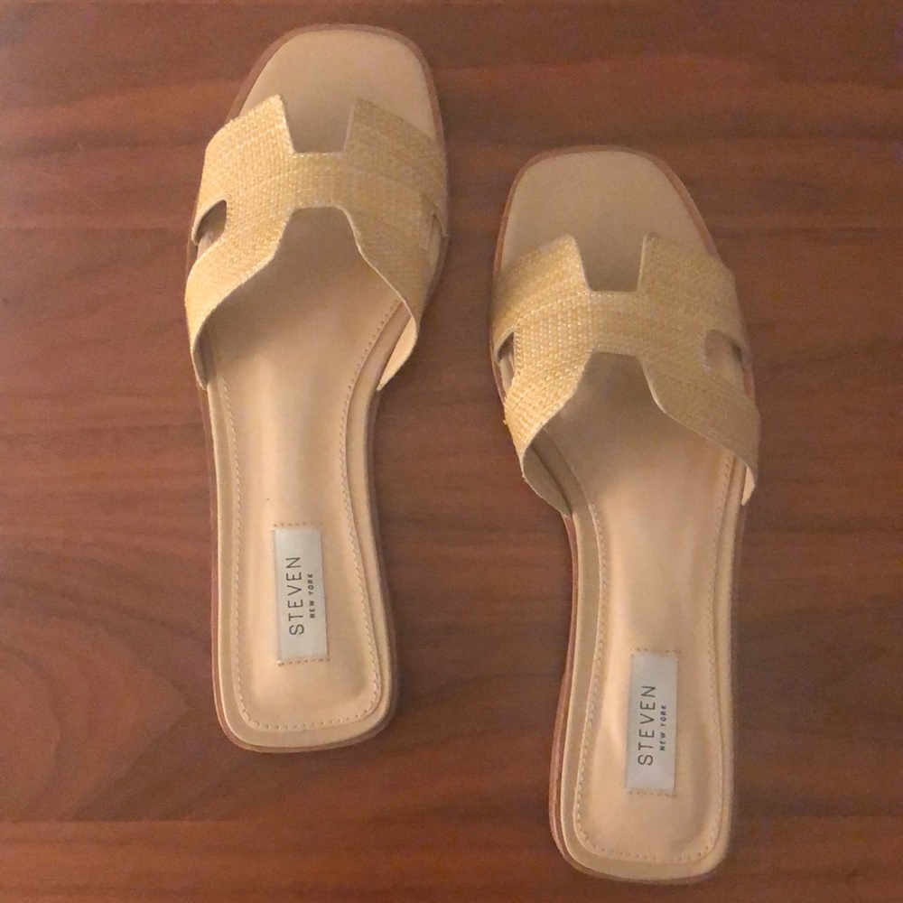 Steve Madden Hadyn Raffia Sandal Size 9